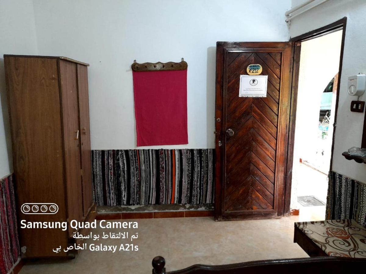 فندق Fighting Kangaroo Camp دهب المظهر الخارجي الصورة