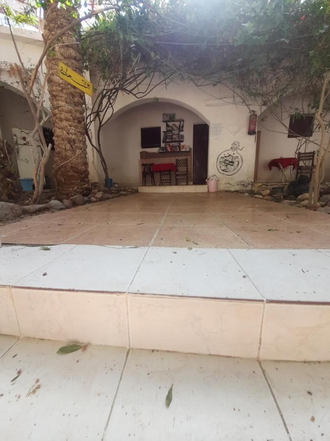 فندق Fighting Kangaroo Camp دهب المظهر الخارجي الصورة